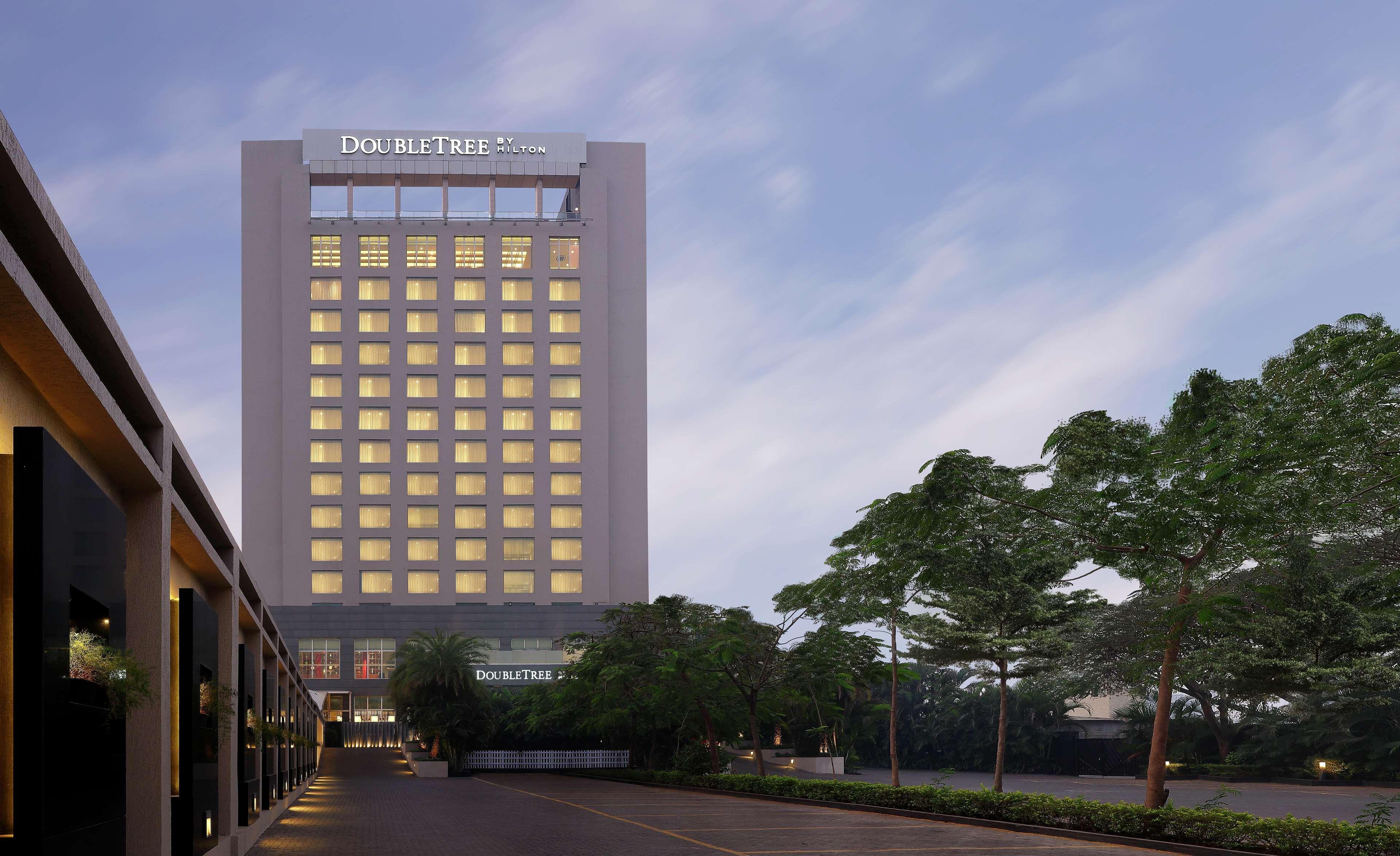 Doubletree By Hilton-Pune Chinchwad Pimpri-Chinchwad Exterior photo