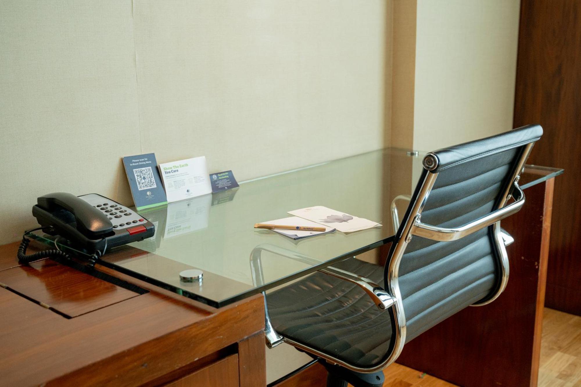 Doubletree By Hilton-Pune Chinchwad Pimpri-Chinchwad Exterior photo