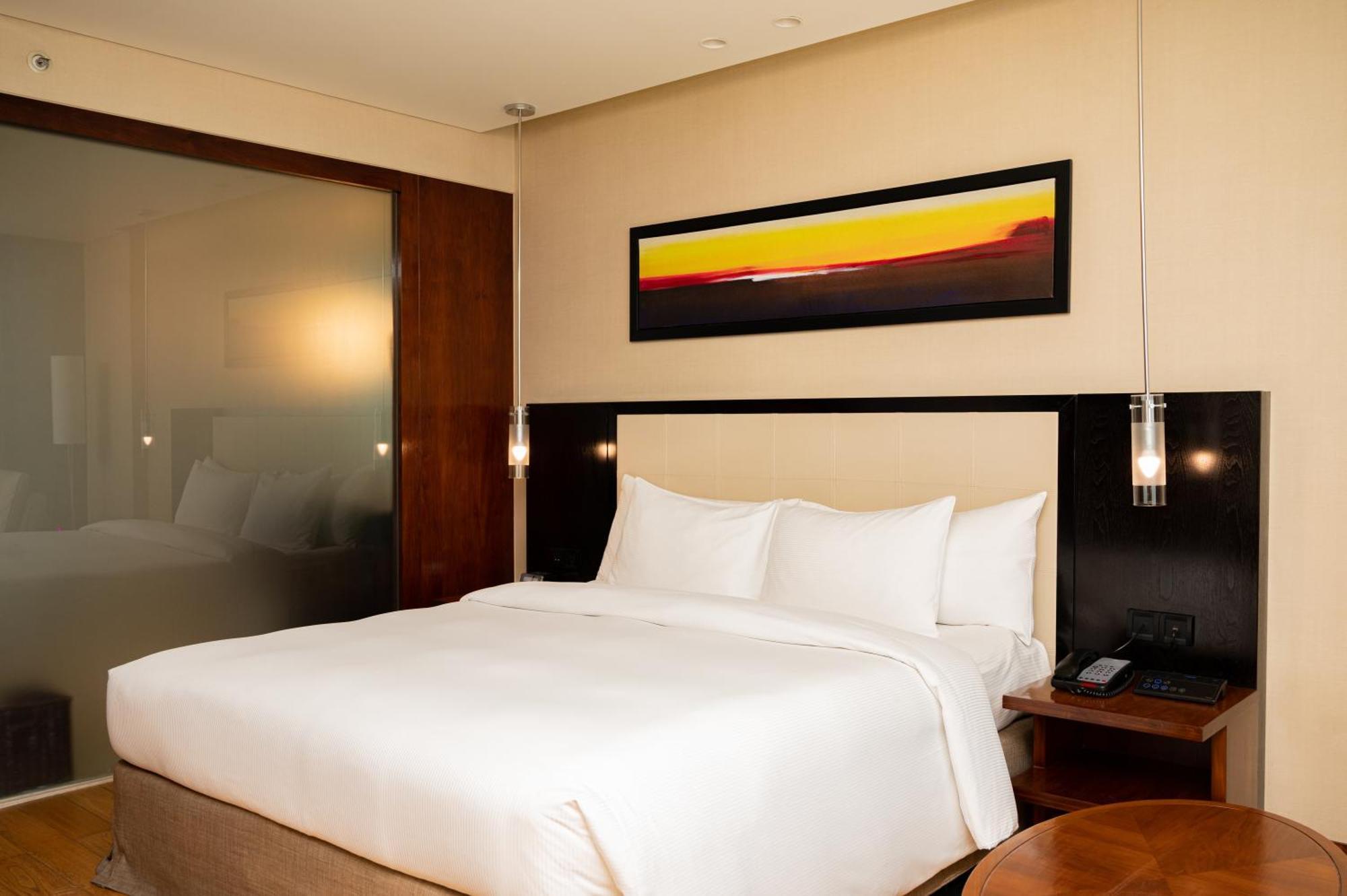 Doubletree By Hilton-Pune Chinchwad Pimpri-Chinchwad Exterior photo