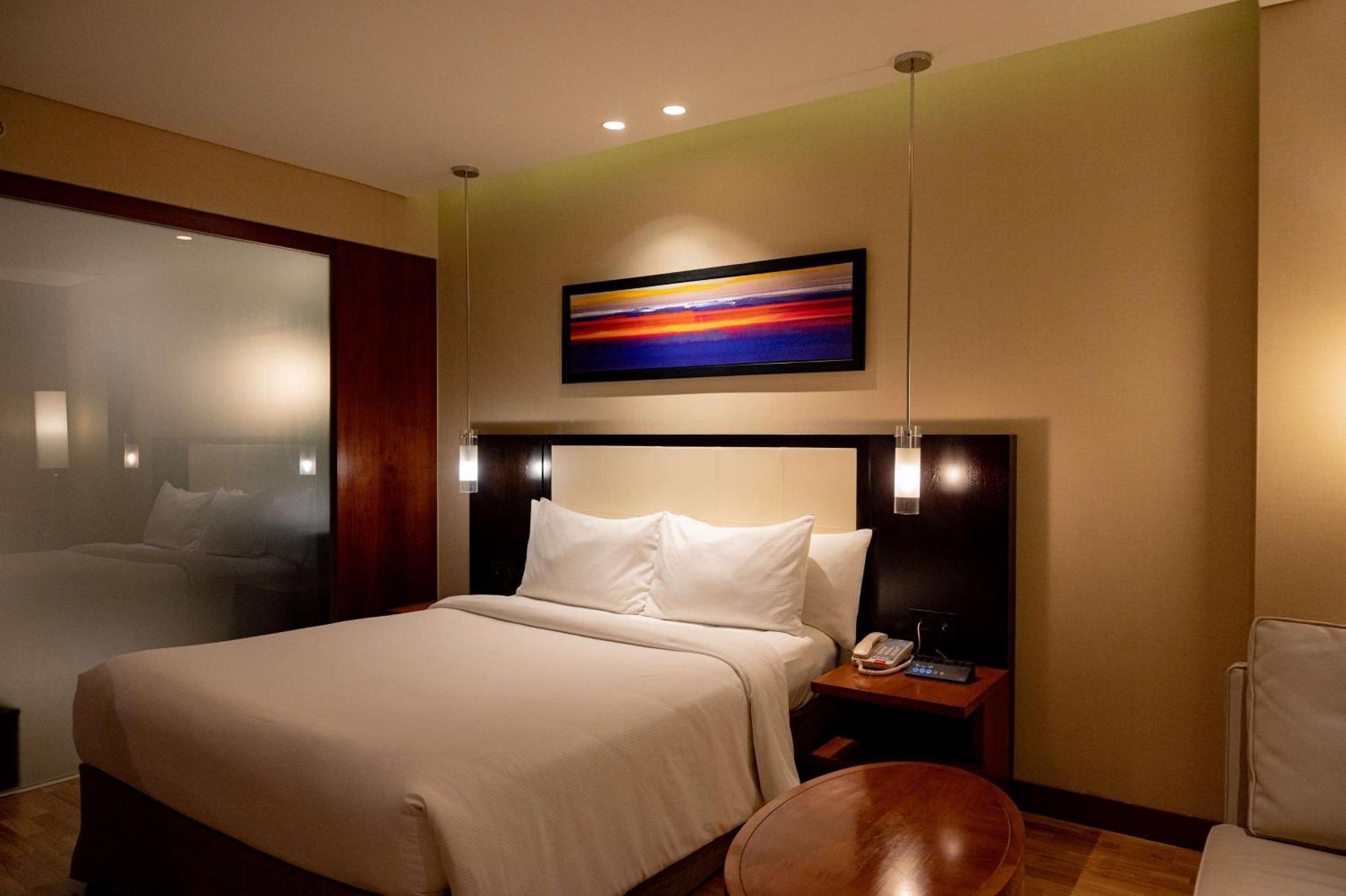 Doubletree By Hilton-Pune Chinchwad Pimpri-Chinchwad Exterior photo