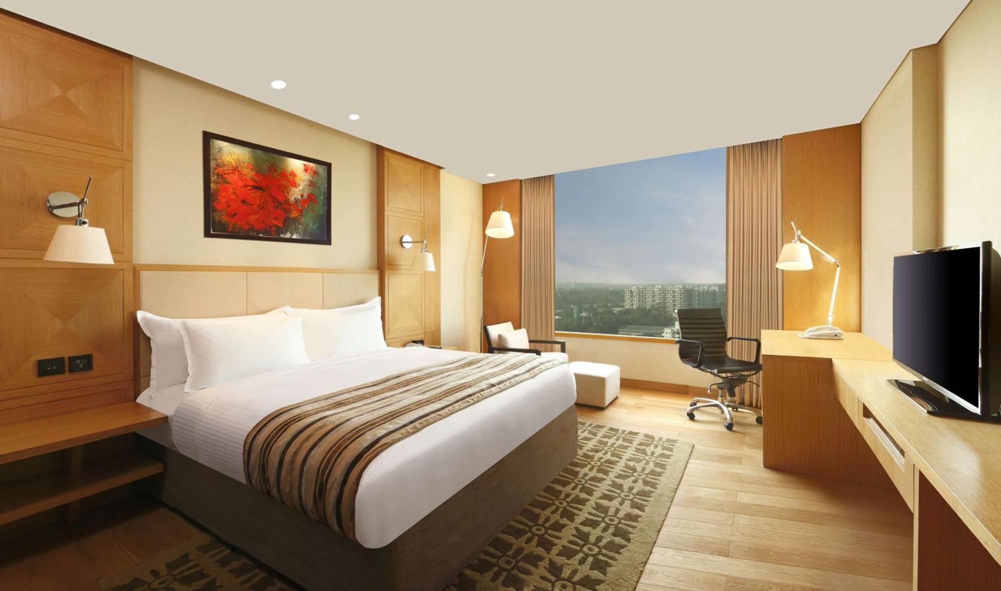 Doubletree By Hilton-Pune Chinchwad Pimpri-Chinchwad Exterior photo