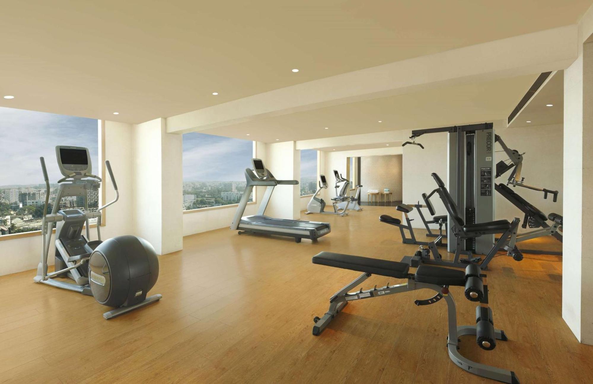 Doubletree By Hilton-Pune Chinchwad Pimpri-Chinchwad Exterior photo