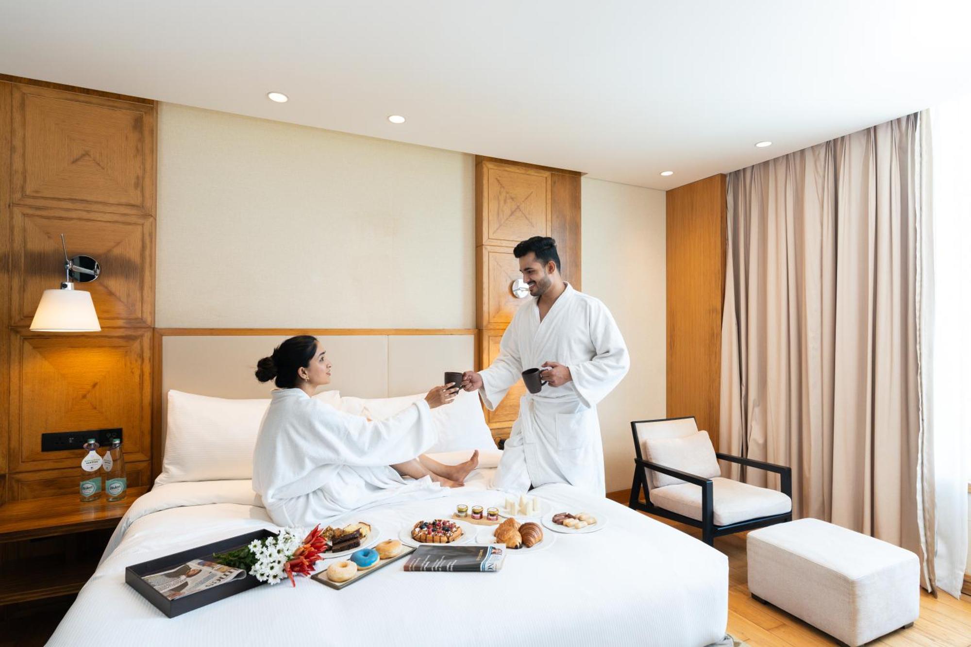 Doubletree By Hilton-Pune Chinchwad Pimpri-Chinchwad Exterior photo